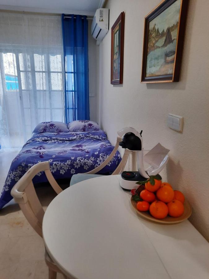 Студия На Белоснежном Пляже Los Locos Torrevieja Luaran gambar
